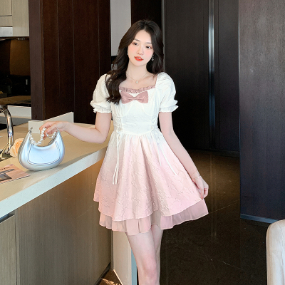 草莓奶冻 甜美渐变色方领高腰短袖连衣裙女2023春季新款