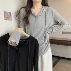 实拍大码女装2023春装新款洋气连帽长袖上衣胖mm宽松遮肚打底衫潮
