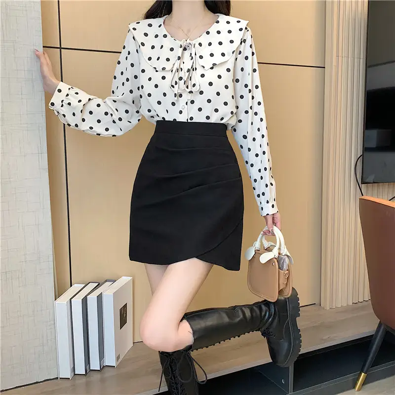 고급스러운 블랙 래디컬 스타일 단추 스커트 상세 이미지 18