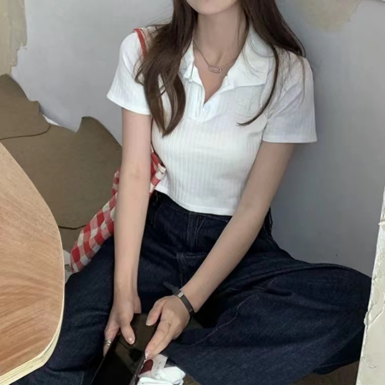 Right shoulder short-sleeved T-shirt for women in summer gray hottie navel-baring polo shirt v-neck slim slim ice silk thin short top
