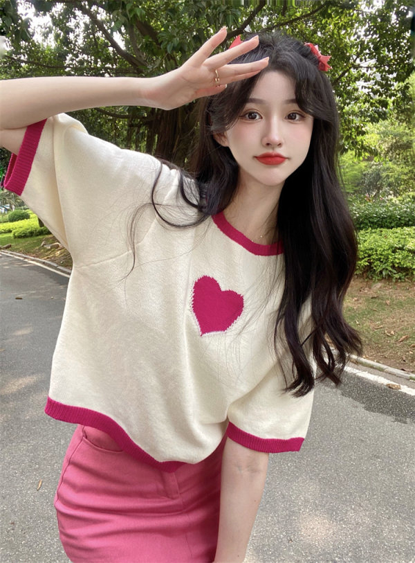 Short-sleeved t-shirt for women slimming contrasting color 2024 summer new design half-sleeved right shoulder t-shirt top