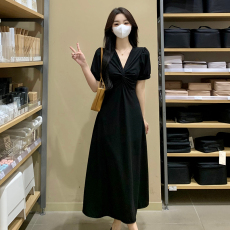 批发夏新款针织长短款连衣裙胖mm显瘦v领<b class='q'>打底裙</b>子法式黑长裙