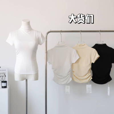 早安樊樊外扩胸垫中领显瘦T恤女短款修身性感打底衫半袖甜辣上衣