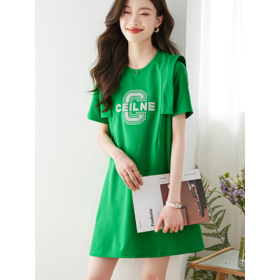 新款2023夏季韩版宽松遮肚显瘦运动休闲绿色连衣裙女直角肩T恤裙