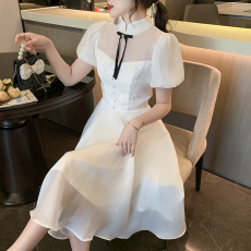 实拍 可拆卸蝴蝶结白色连衣裙小众高级感2023夏季新款小礼服日常