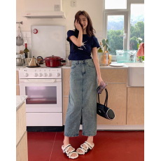 批发实拍2026<b class='q'>春</b>夏新款水洗蓝高腰三粒扣设计开叉牛仔半身裙女