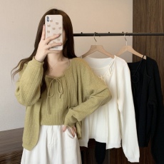 批发实拍~大码新款温柔系设计感套装气质纯色百搭开衫吊带背心两件套