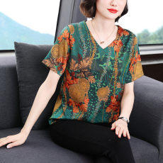 批发真丝<b class='q'>缎面</b>V领t恤女士短袖2026新款夏季蚕丝印花减龄宽松妈妈装上衣