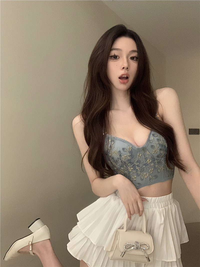 실사 정가 프랑스식 궁정 바람 레이스 슬립 외출용 생선뼈 작은 코르셋 섹시함 모으다 수신 대리인 우유 브래지어