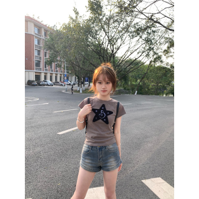 2023新款国潮T恤女五角星创意刺绣修身显瘦打底上衣ins女