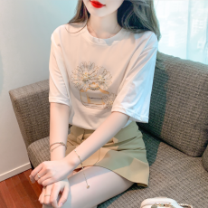 已出货2023夏季新款韩版宽松圆领套头纯棉T恤亮片短袖洋气上衣女