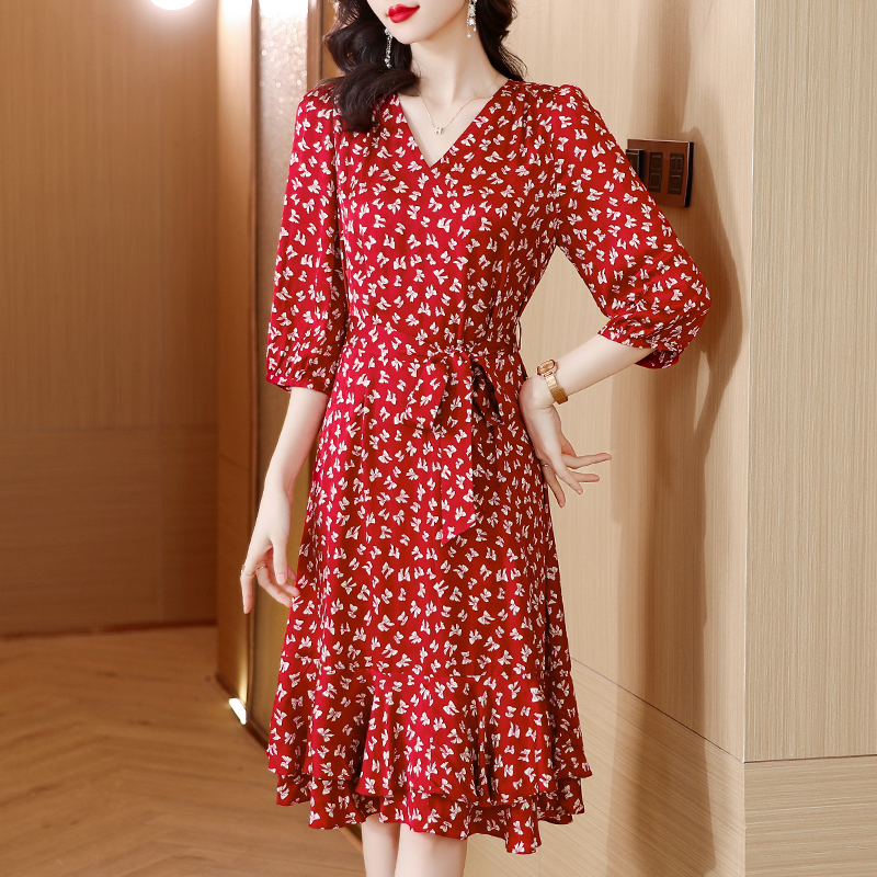 RY2245#法式红色雪纺碎花连衣裙女春新款v领气质收腰a字裙子