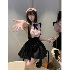 批发实拍 <b class='q'>可爱</b>少女粉红色飞飞袖衬衫绑带黑色背带裙<b class='q'>连衣裙</b>