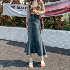 牛仔半身裙女显瘦遮胯包臀裙2023春款高腰百搭鱼尾裙