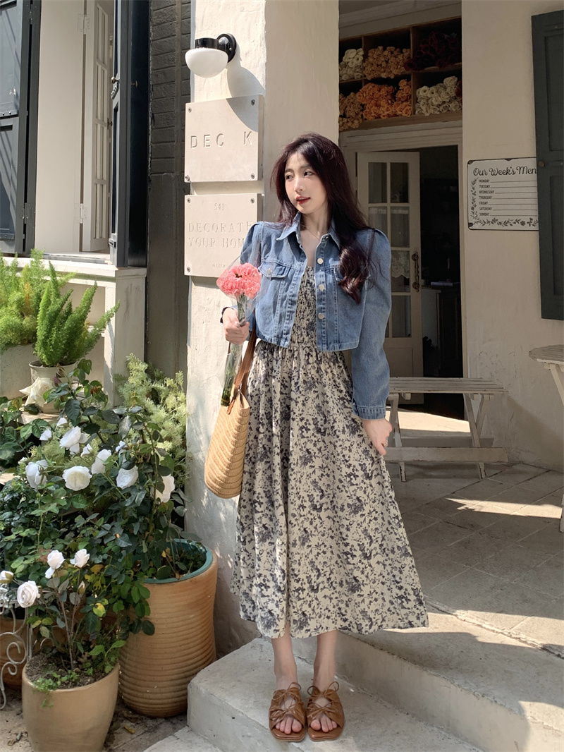 实拍实价~2023春夏宽松短款设计感小众牛仔外套+碎花吊带连衣裙