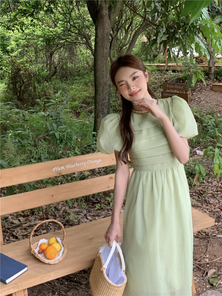 재고 있음 실사 연령 감소 루즈핏 거품 소매 주름 롱 스커트 품격 다용도 슬림해 보이는 여성 드레스