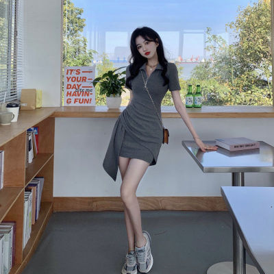 抖音辣妹风POLO领连衣裙女春装2023新款设计感不规则修身显瘦裙子