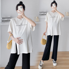 批发实拍<b class='q'>孕妇</b><b class='q'>夏装</b>新款设计感<b class='q'>T</b><b class='q'>恤</b>时尚宽松显瘦百搭休闲开叉上衣