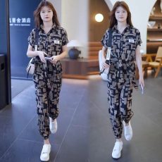 批发官图字母时尚套<b class='q'>装</b>女2026夏季新款洋气小个子束脚裤休闲雪纺两件套