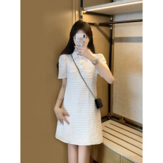 批发小香风Polo连衣裙女装夏季2023年新款名媛气质显瘦高级感白色裙子