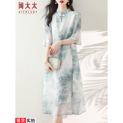 阔太太2023夏季新品复古民族风真丝印花大码女装妈妈装连衣裙子