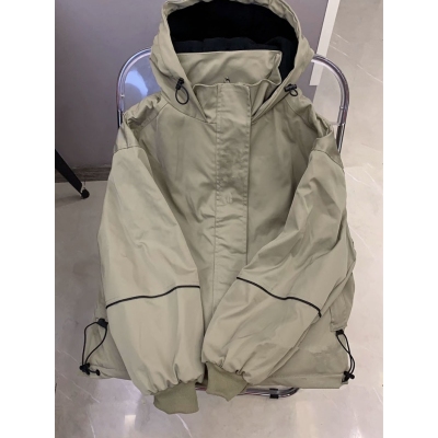 美式复古外套女春秋户外休闲时尚登山服大码冲锋衣工装夹克风衣潮