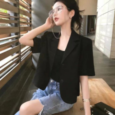 批发2026夏装<b class='q'>大码</b>女装小<b class='q'>西装</b>短款外套小个子西服上衣M4XL200斤