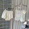 米白色西装吊带+米白花苞裤