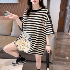 批发首发实拍珠地条纹后包条抖音质量 <b class='q'>印花</b>短袖<b class='q'>t</b><b class='q'>恤</b>女宽松大码上衣