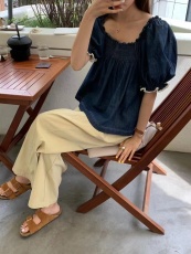 现货~韩国2023夏女方领露锁骨上衣褶皱木耳边水洗牛仔娃娃衫衬衫