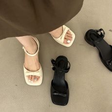 批发豆豆家小众高级感凉鞋女款夏季法式仙女风一字带粗跟气质高跟鞋子