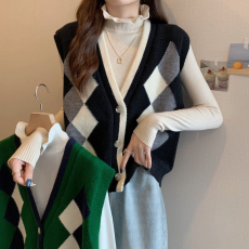 批发四季马甲针织<b class='q'>背心</b>春秋季2023年新爆款<b class='q'>女士</b>毛衣马夹外穿潮流时尚