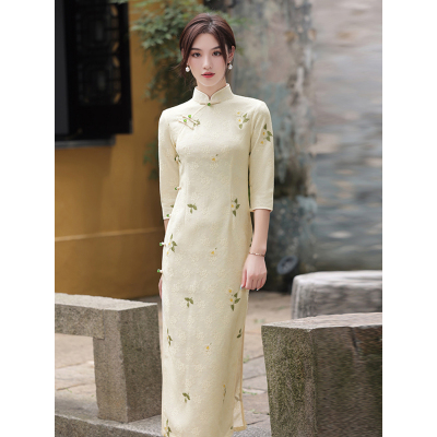 长款旗袍2023年新款女春长袖复古日常气质显瘦刺绣花朵改良连衣裙