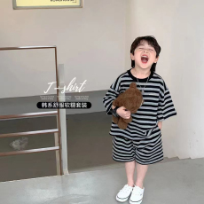 批发男童短袖套装2023新款<b class='q'>夏</b>季中大童洋气炸街儿童<b class='q'>夏</b>装男孩条纹两件套