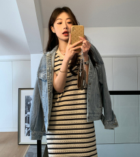 现货~孕妇装垂感无袖薄款冰丝黑白条纹内搭背心裙配牛仔外套