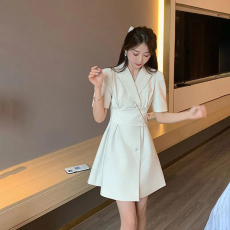 批发气质<b class='q'>时尚</b>御姐连衣裙女2023夏装新款收腰显瘦小个子短袖西装裙