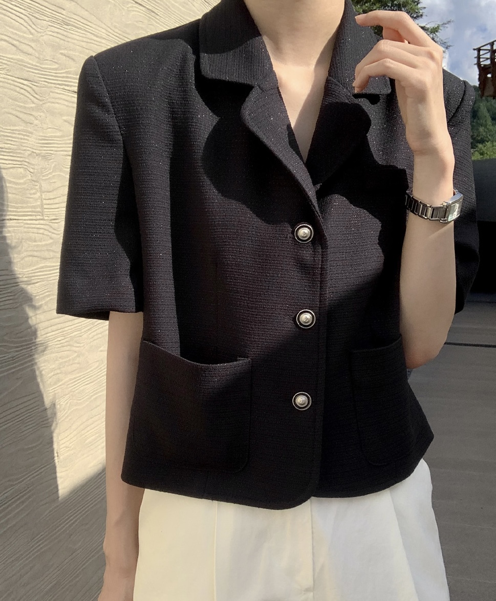 Woolen lapel short blazer