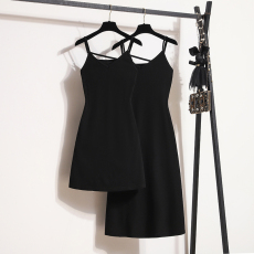 批发实拍大码女装2026<b class='q'>春</b>夏款黑色吊带连衣裙女百搭高级感显瘦背心裙子
