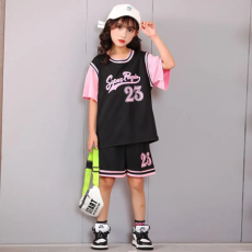 批发女童宽松运动篮球服新款夏季儿童女生两件套套装小众<b class='q'>韩版</b>短袖短裤
