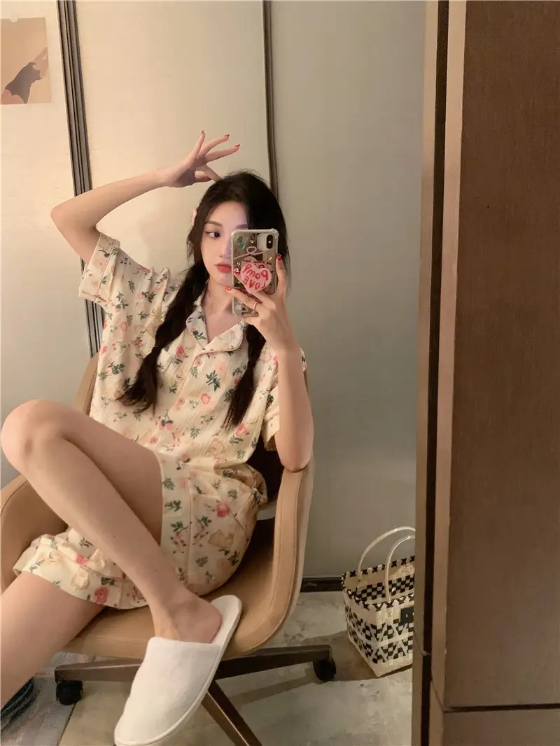소프트 루즈 핏 루돌핀 패턴 홈웨어 세트 상세 이미지 3