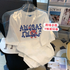批发 抖音爆款落肩宽松版型200克精梳纯棉后包边短袖T恤印花款