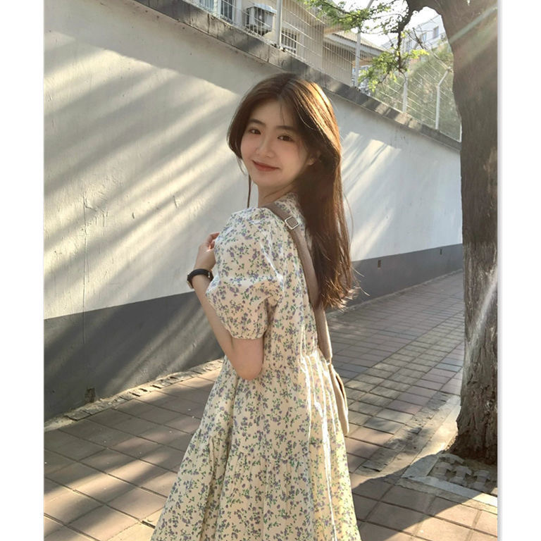 Summer 2024 new style beach holiday temperament floral dress platycodon tea break French long skirt women's spring wear