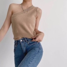 批发欧美风秋冬新款高腰短款显瘦性感弹力针织斜肩露脐<b class='q'>背心</b>女上衣