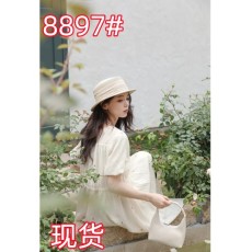 批发湖边野餐/可爱含苞袖 碎花<b class='q'>连衣裙</b>女夏小个子茶歇法式裙子2023新款