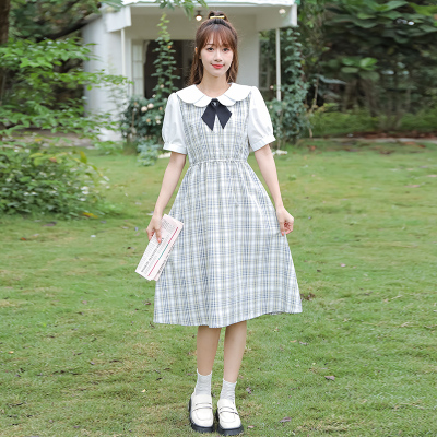 实拍2023夏新款娃娃领森女学院风甜美小清新中长款格子短袖连衣裙