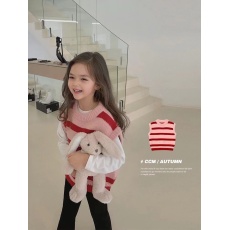 批发女童秋季条纹针织开衫2024<b class='q'>春</b>秋新款儿童洋气时髦毛衣女宝宝上衣潮