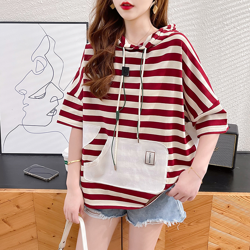 실사 6535 당겨 프레임 모방 면 여름 2026 디자인 센스 스트라이프 후드 다용도 반팔 티셔츠 여성