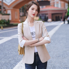 批发薄款短款小<b class='q'>西装</b>外套女2026春季<b class='q'>韩版</b>欧货气质休闲百搭垂感西服上衣