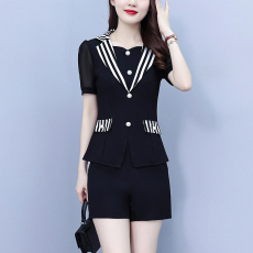 批发2026夏季新款大码<b class='q'>女装</b>胖MM气质修身上衣加短裤时尚两件套套装