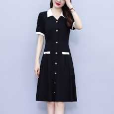 批发气质简约大码女装<b class='q'>夏季</b>时尚洋气黑白拼接中长款显瘦中年妈妈连衣裙